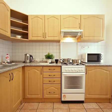 Two-bedroom St.giles Апартаменты