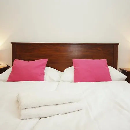Two-bedroom St.giles Prague